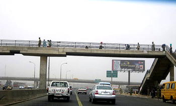 109 persons arrested for crossing expressway