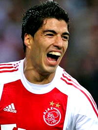 Suarez wins PFA Player of the Year award