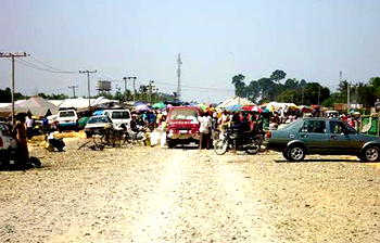 Niger/D youths tackle Minister over completion of East-West Road