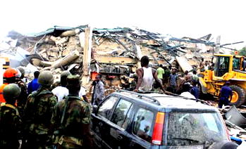 3 killed, dozens trapped as shopping mall collapses in Ghana