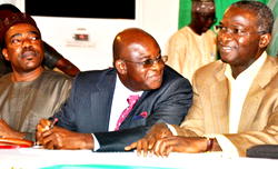 Constitution amendment: Fashola canvasses state police, special status for Lagos