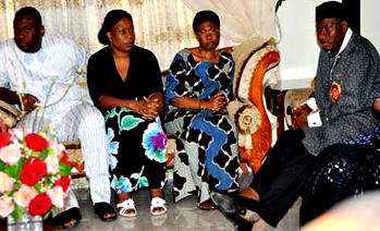 Jonathan at Azazi’s Lagos home, bemoans loss