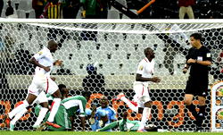 Eagles fumble in 1-1 draw