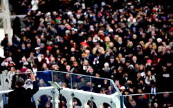 US House passes $1.1trn 2016 spending bill averting govt shutdown