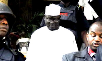 A  case for punishing corruption  as  armed robbery