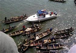 M-I-R-A-C-L-E: Vehicle plunges into Lagos lagoon, lone occupant survives
