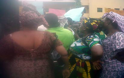 Alleged market closure: Aba traders stage protest in Govt. House