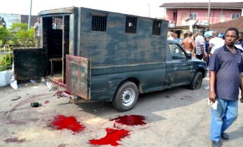 Sixteen killed in gang prison fight