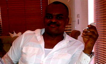 Three  years after his marriage saga, Solomon Akiyesi blasts haters