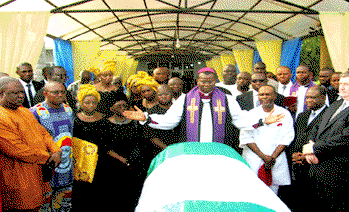 Achebe’s body arrives Abuja
