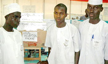 Research & Devt: Students make incubator