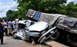 One dies in Ogun auto crash
