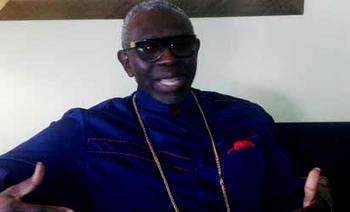 BOXING DAY: Oritsejafor gives out 20 mini-buses to charity