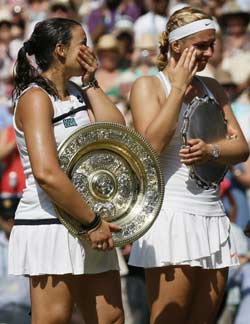 Bartoli wins Wimbledon title