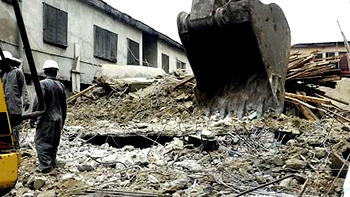 Five killed as building collapses in Lagos