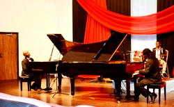 Romantic Piano Recital with Tunde and friends‘