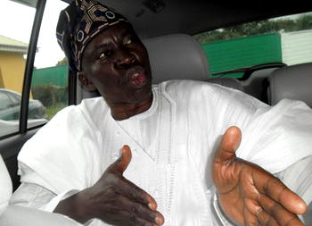 Some people may leave APC for PDP – Senator Kaka