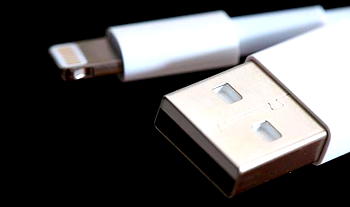 USB gets Condom against virus from public ports
