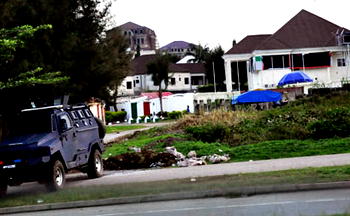 Police shuts ‘New PDP’ office, deploys Armoured Personnel Carrier