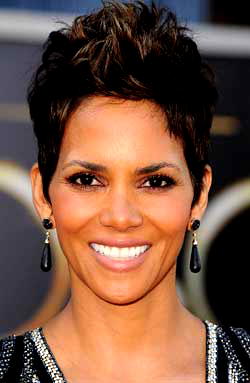 Halle Berry  welcomes new son