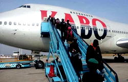 512 escape another plane crash