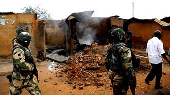 Several persons wounded, houses razed as  Ogbe-Ijoh, Aladja clash again