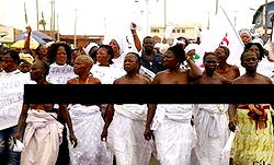 Alleged ‘King of kidnappers’: Kokori women in nude march for Kelvin