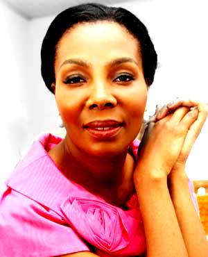 It’s twins for Nike Oshinowo