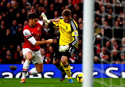 Premier League: Giroud double extends Arsenal lead