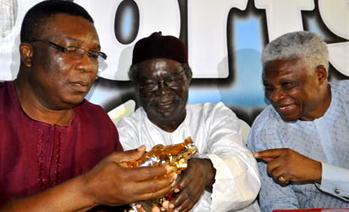 Plaudits for Momah over Sports Spectacular, Mohammed Ali
