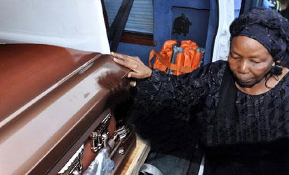 Jonathan receives Solomon Lar’s remains in Abuja