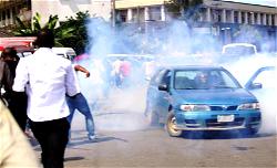 Police tear-gas Odinga supporters