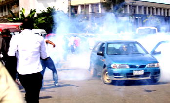 Police tear-gas Rivers lawmakers, barricade House of Assembly