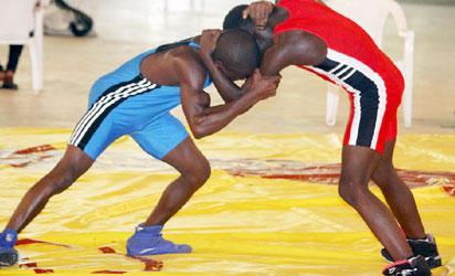 Commonwealth Games :Gov. Dickson rewards Team Nigeria wrestlers