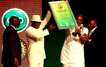 Glo brings Oscars to CAF Awards