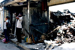 Night fire razes Lagos shopping complex