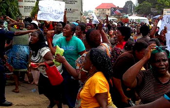 Youths lay siege to Ndokwa LG secretariat
