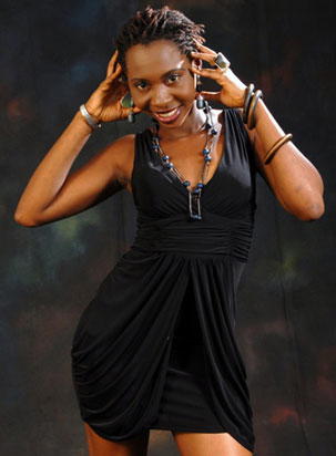 I love the attention my hips gives me- Shine Begho