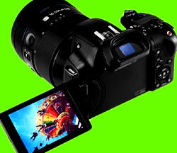 Samsung enters market with  NX30 smart camera