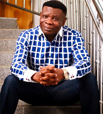 Brown Oyitso – Amazing Work Of Grace