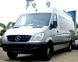 Mercedes-Benz makes statement with Sprinter coach