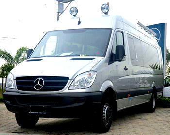 Mercedes-Benz makes statement with Sprinter coach