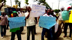 200 workers protest termination of appointment by  detergent firm