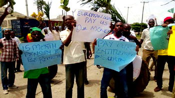 200 workers protest termination of appointment by  detergent firm