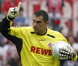 Colombia’s Faryd Mondragon World Cup’s oldest footballer