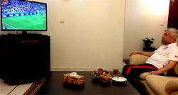 Brazil 2014 World Cup Flicks: Delicious Lizard meal!