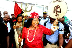 Stella Oduah lights up Christmas for Anambra widows