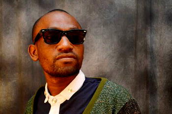 I believe  in a good  relationship  —  Show-Sholly
