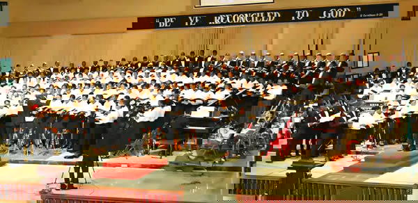 Rivers holds first mass choir carol festival