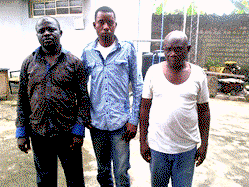 Police shut 2 fuel stations, nab  5 over stolen petrol